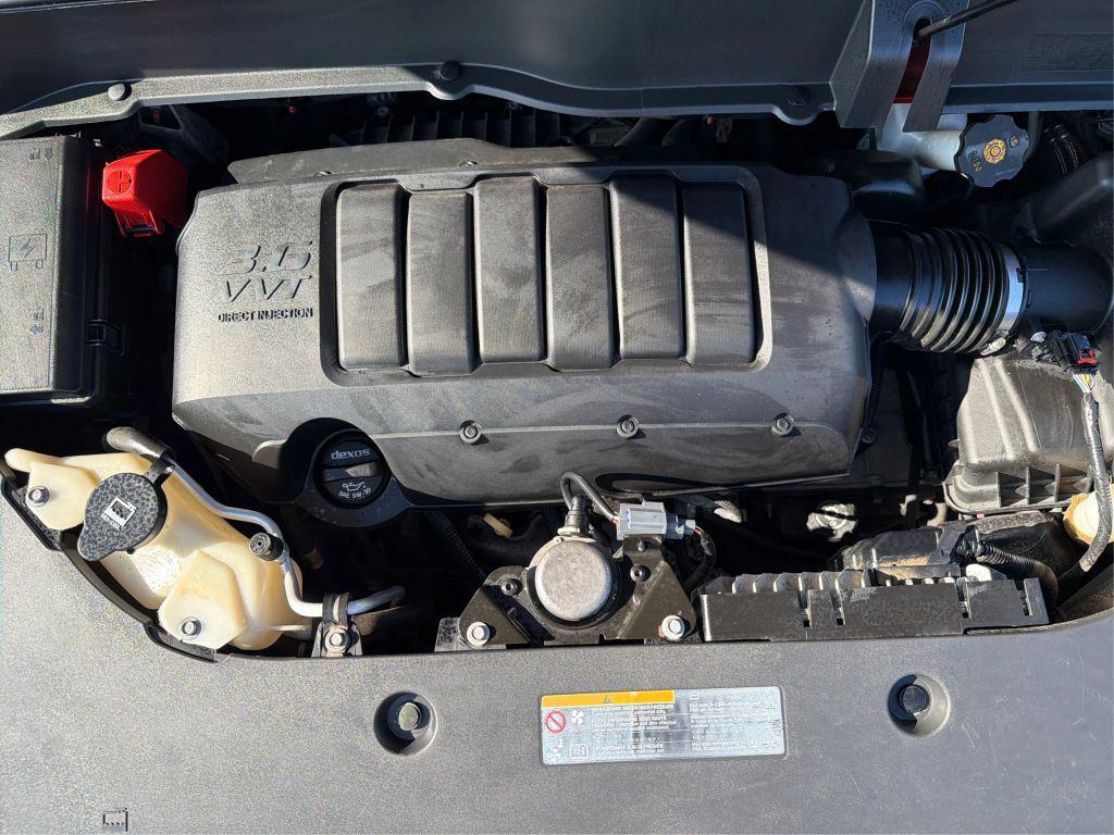 used 2014 GMC Acadia car, priced at $9,999