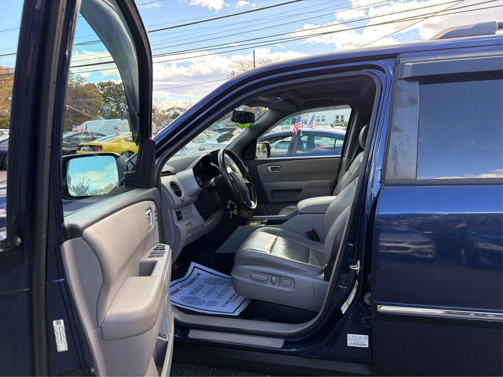 used 2013 Honda Pilot car, priced at $10,995