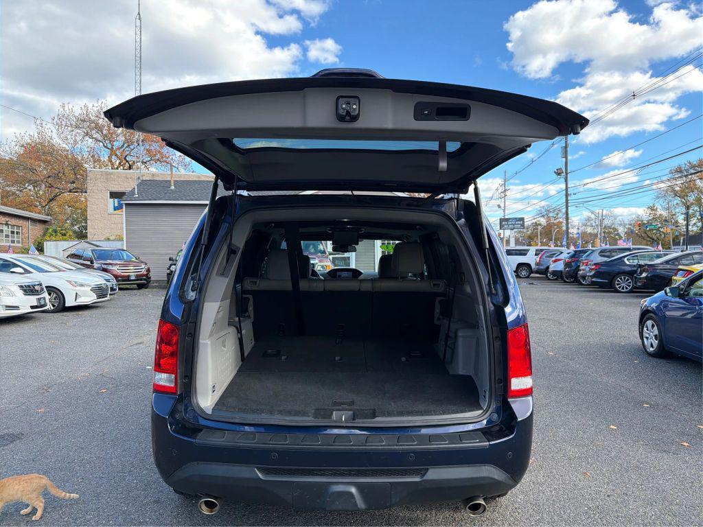 used 2013 Honda Pilot car, priced at $10,995