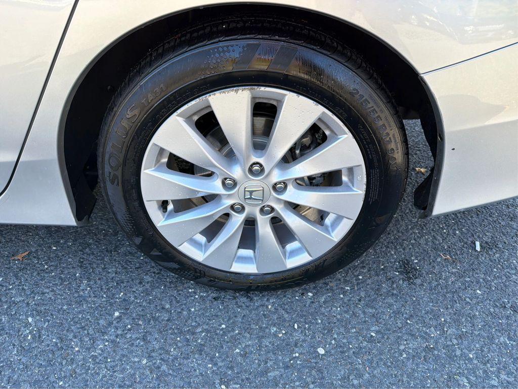 used 2013 Honda Accord car, priced at $9,495