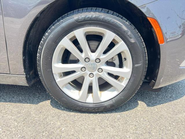 used 2015 Chrysler 200 car, priced at $7,899
