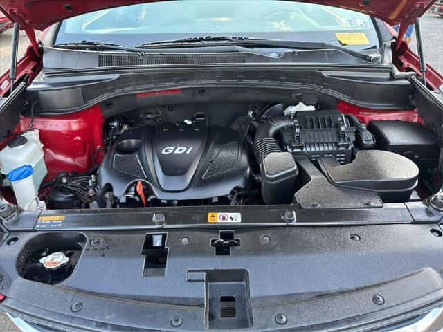 used 2013 Hyundai Santa Fe car, priced at $6,495