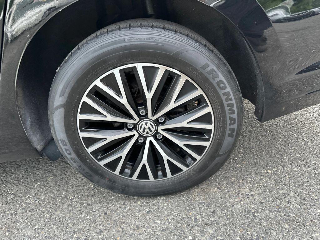 used 2021 Volkswagen Jetta car, priced at $12,995