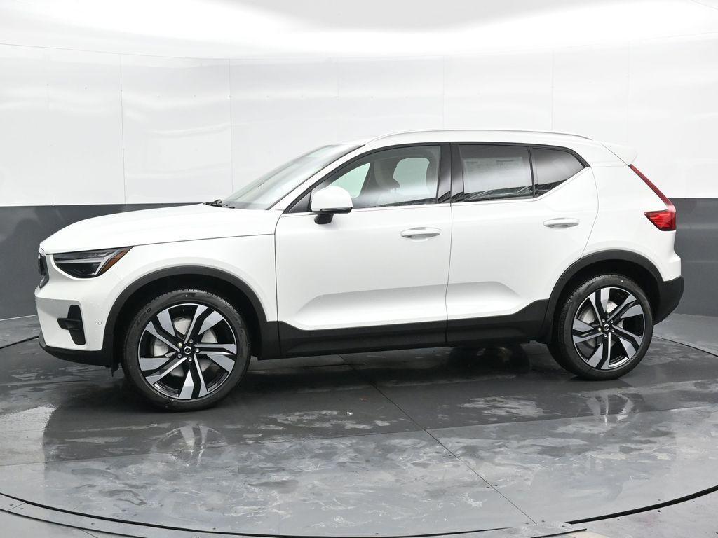 new 2025 Volvo XC40 car, priced at $48,290