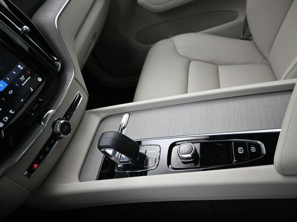new 2025 Volvo XC60 Plug-In Hybrid car, priced at $64,260