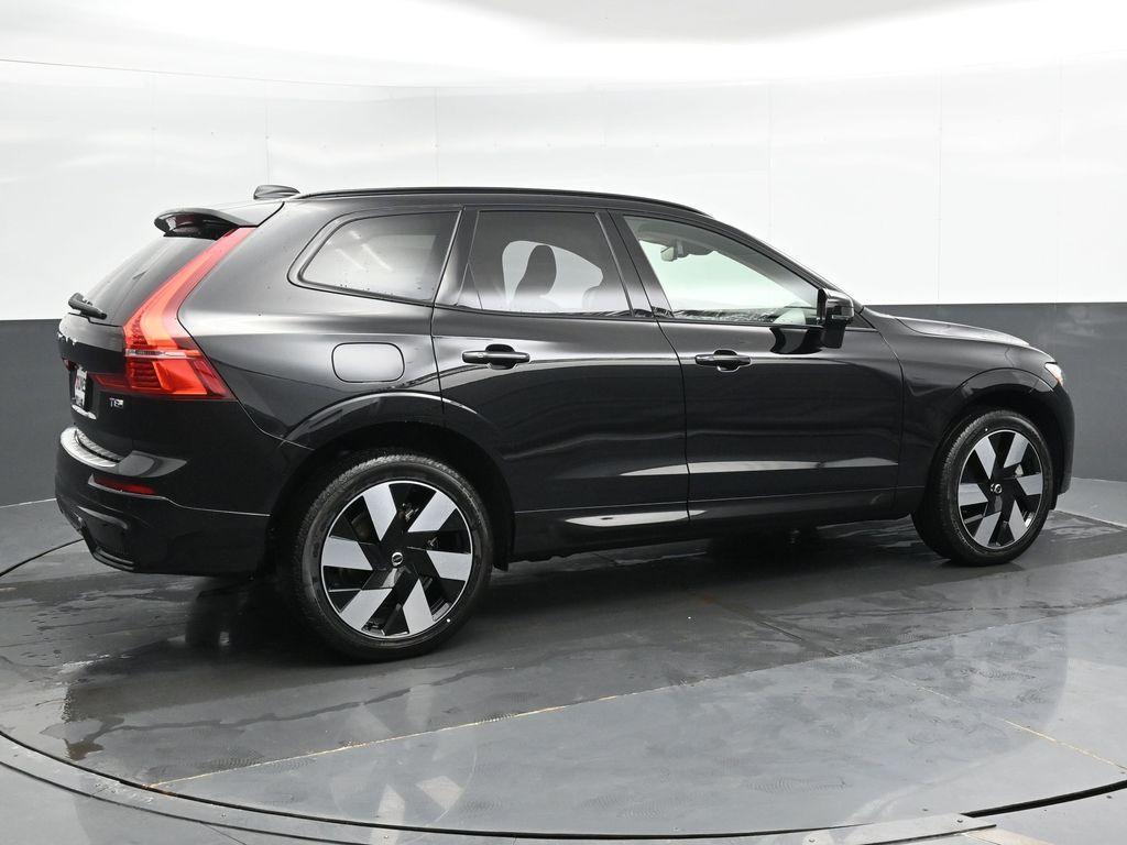 new 2025 Volvo XC60 Plug-In Hybrid car, priced at $64,260