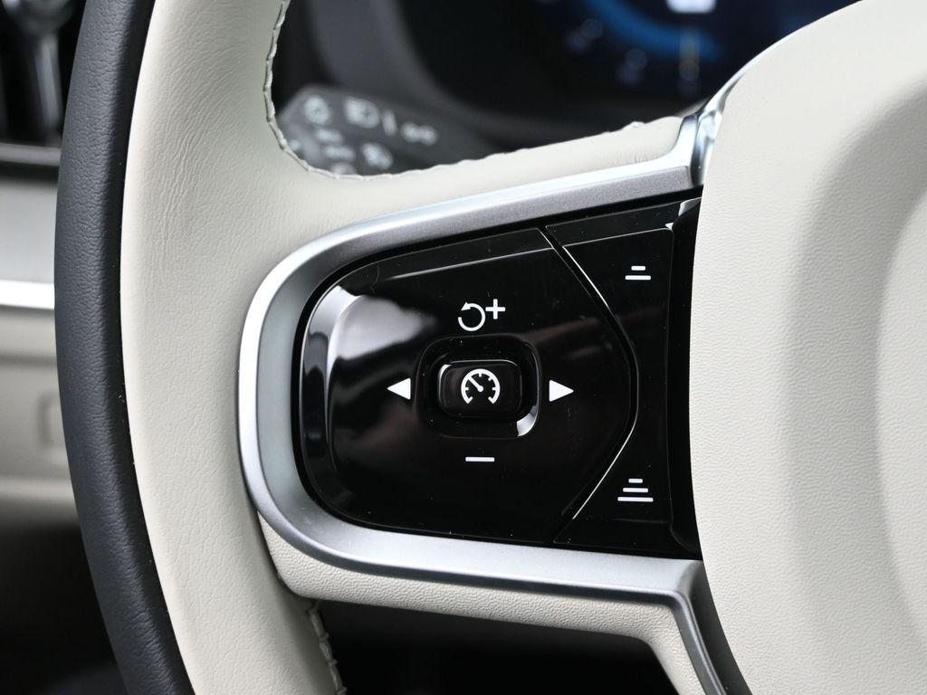 new 2025 Volvo XC60 Plug-In Hybrid car, priced at $64,260