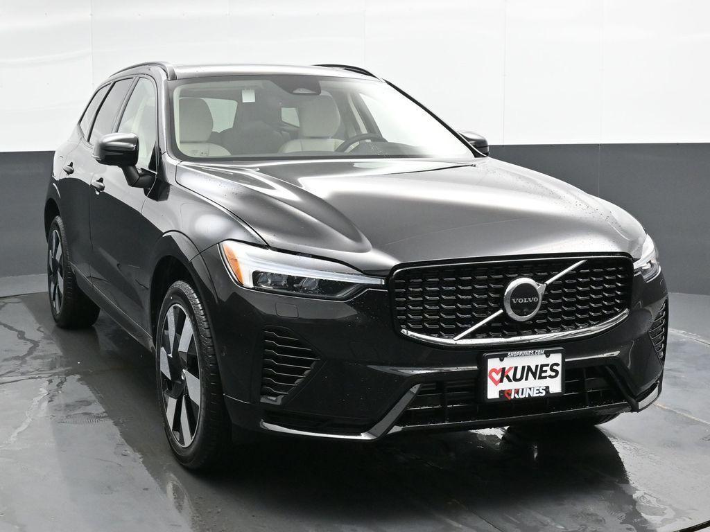 new 2025 Volvo XC60 Plug-In Hybrid car, priced at $64,260