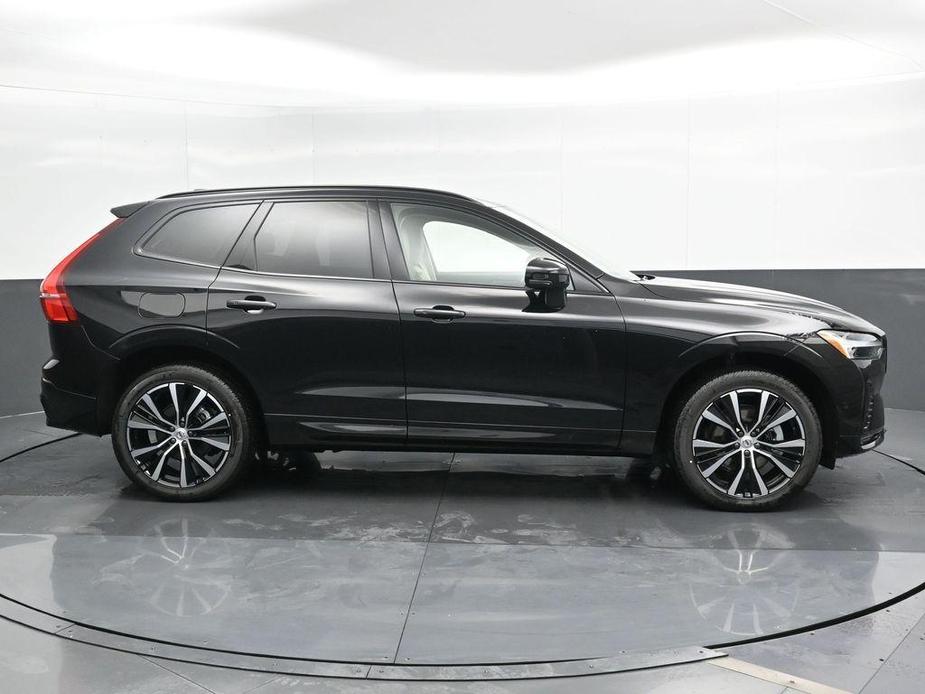 new 2025 Volvo XC60 car, priced at $54,525