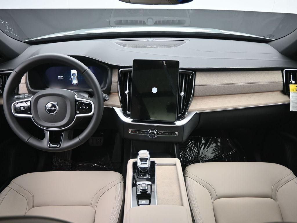 new 2025 Volvo XC90 Plug-In Hybrid car, priced at $77,805