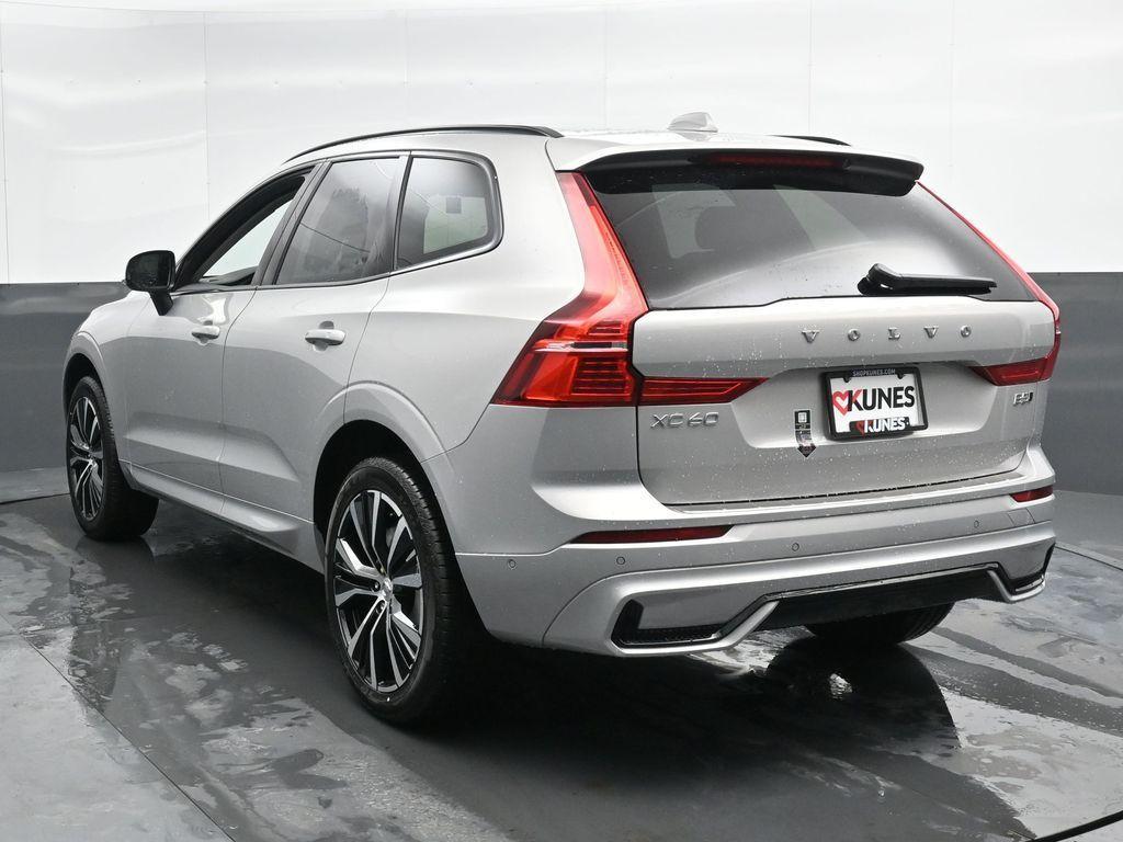 new 2025 Volvo XC60 car, priced at $54,525