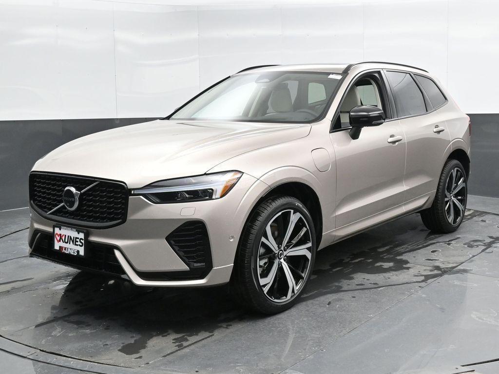 new 2025 Volvo XC60 Plug-In Hybrid car, priced at $69,510