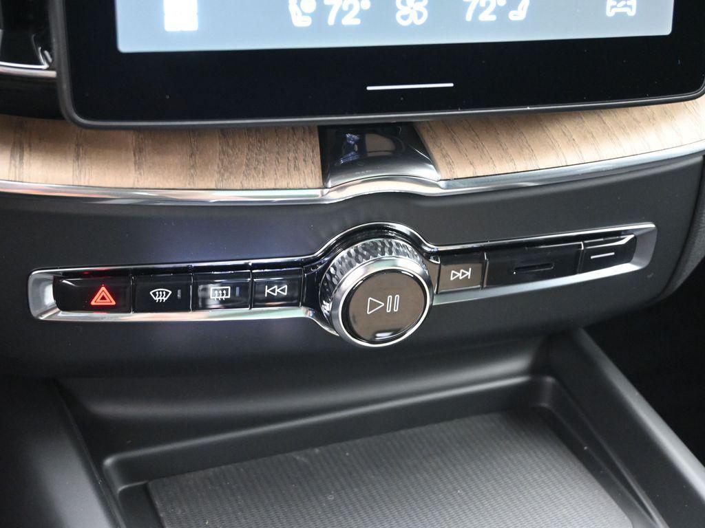 new 2026 Volvo XC60 car