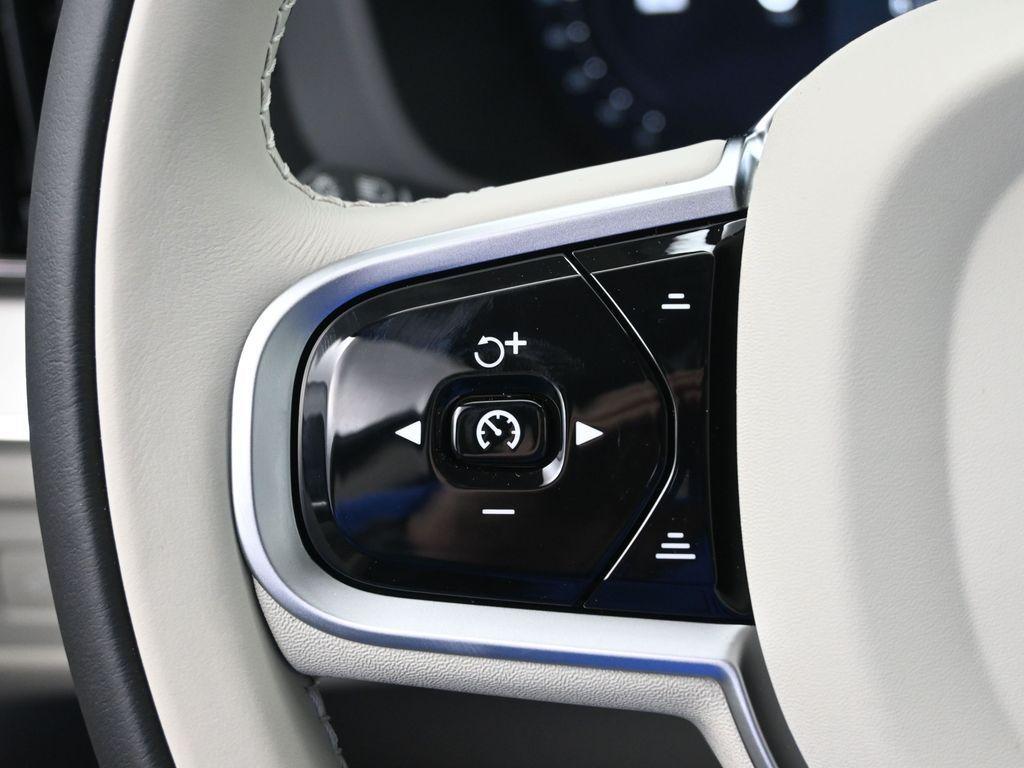 new 2026 Volvo XC60 car, priced at $60,935