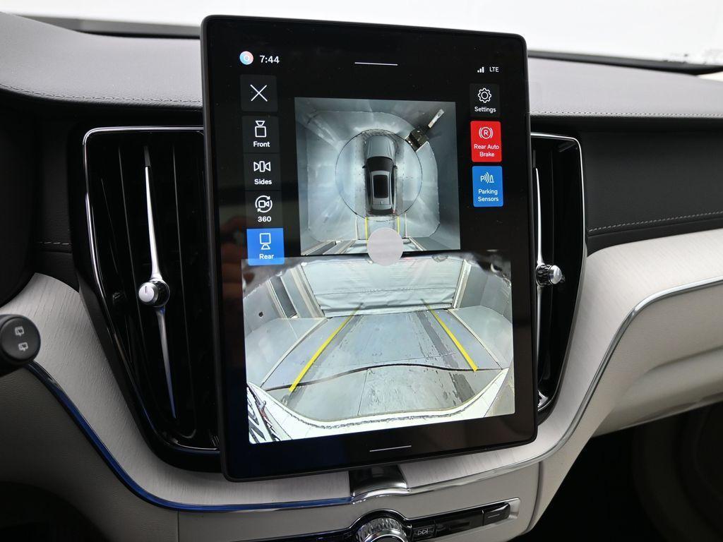new 2026 Volvo XC60 car, priced at $60,935