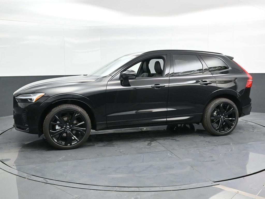 new 2025 Volvo XC60 car, priced at $58,325