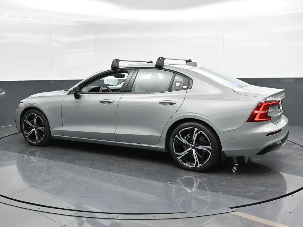 new 2024 Volvo S60 car, priced at $39,280