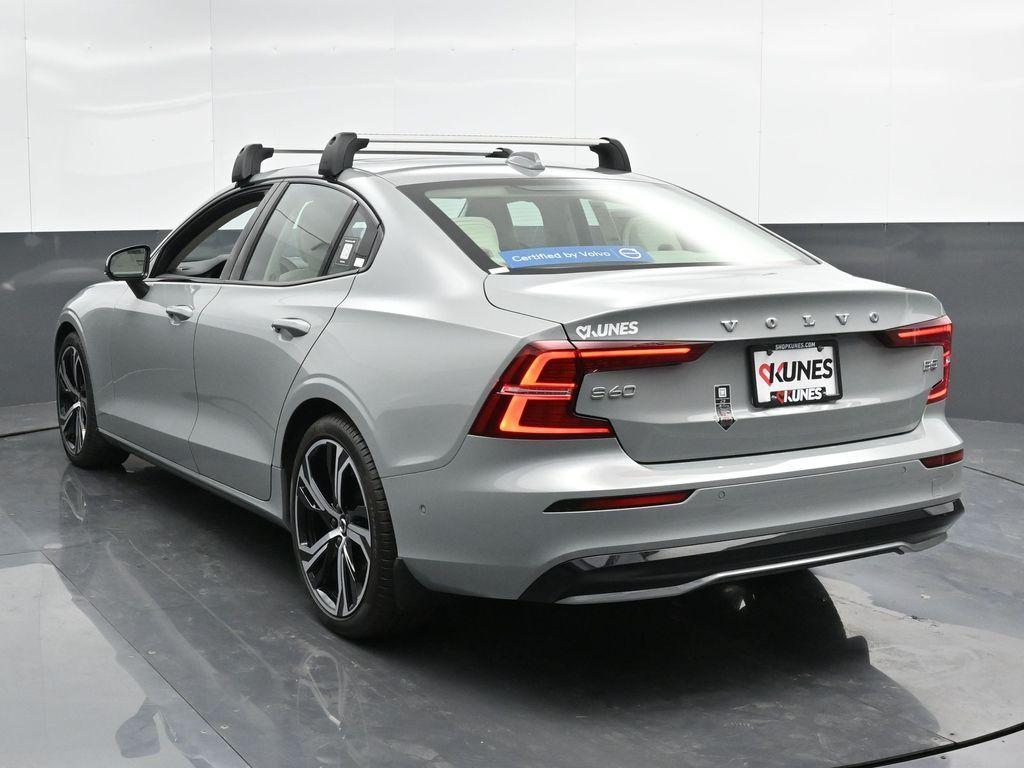 new 2024 Volvo S60 car, priced at $39,280