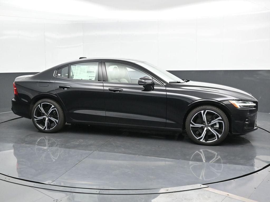 new 2024 Volvo S60 car, priced at $41,795