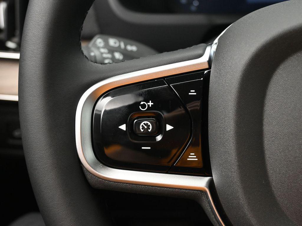 new 2026 Volvo XC90 car, priced at $68,825