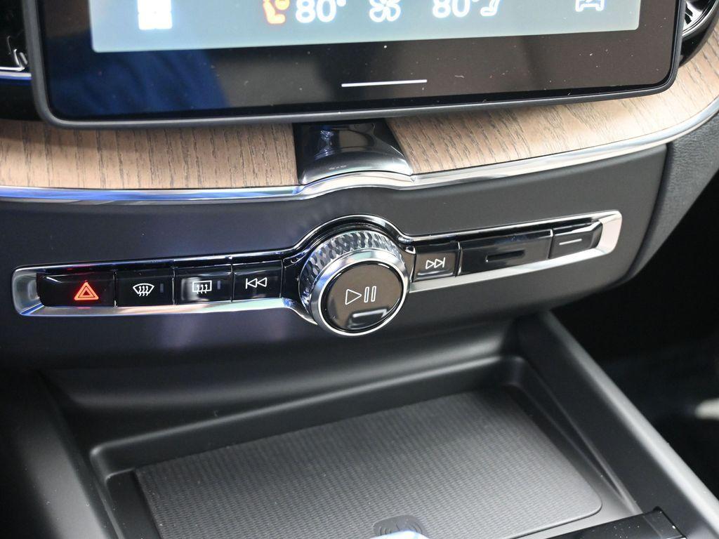 new 2026 Volvo XC60 car, priced at $54,985