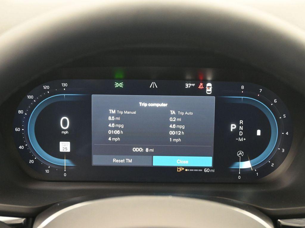 new 2025 Volvo XC60 car, priced at $52,360