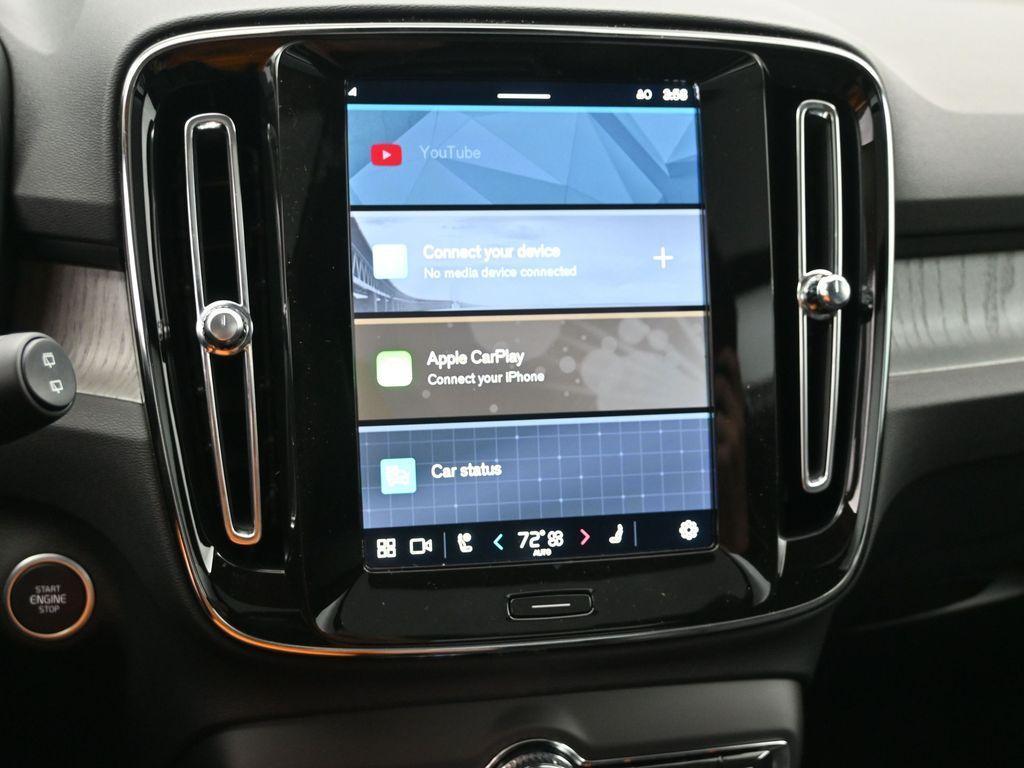 new 2025 Volvo XC40 car, priced at $49,810