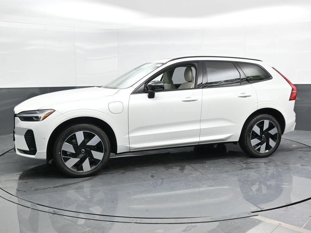 new 2025 Volvo XC60 Plug-In Hybrid car, priced at $65,425