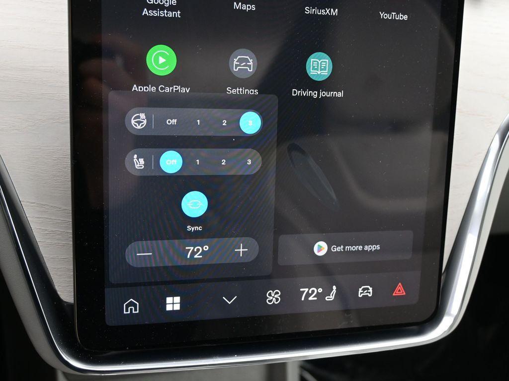 new 2025 Volvo EX90 car, priced at $85,640