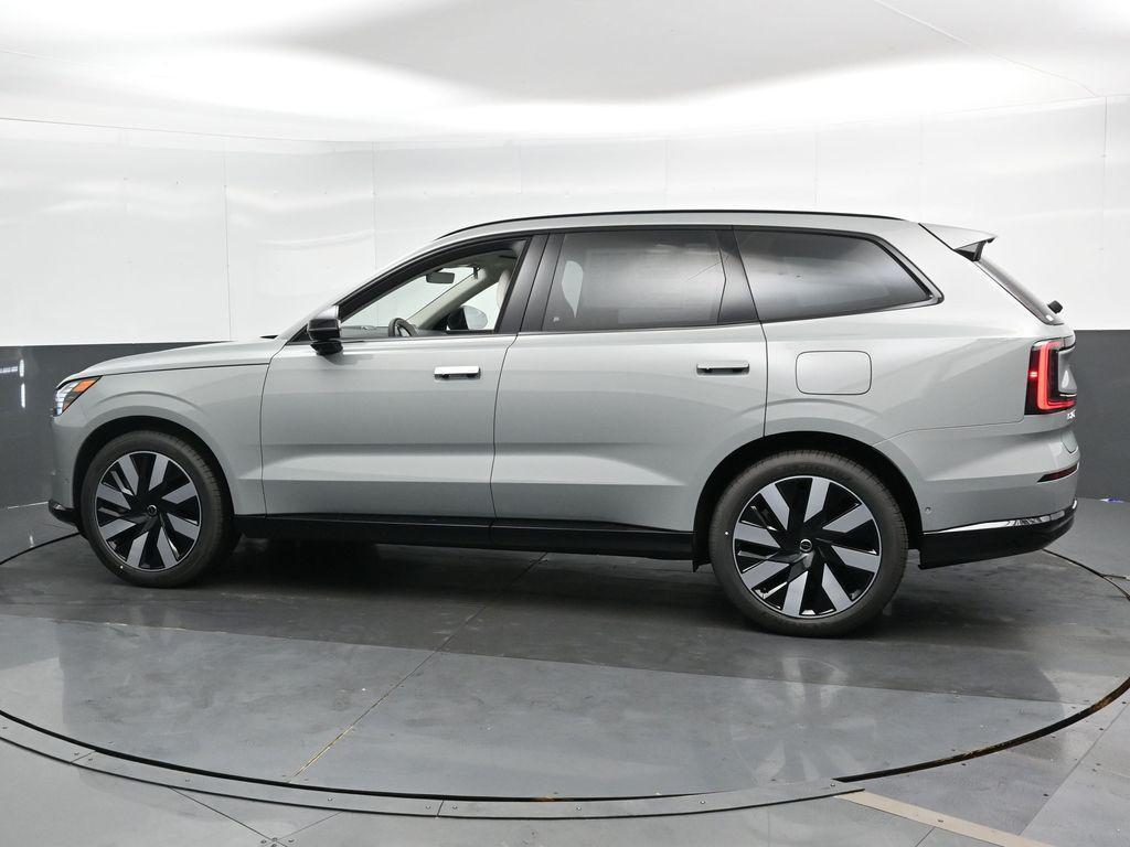 new 2025 Volvo EX90 car, priced at $85,640