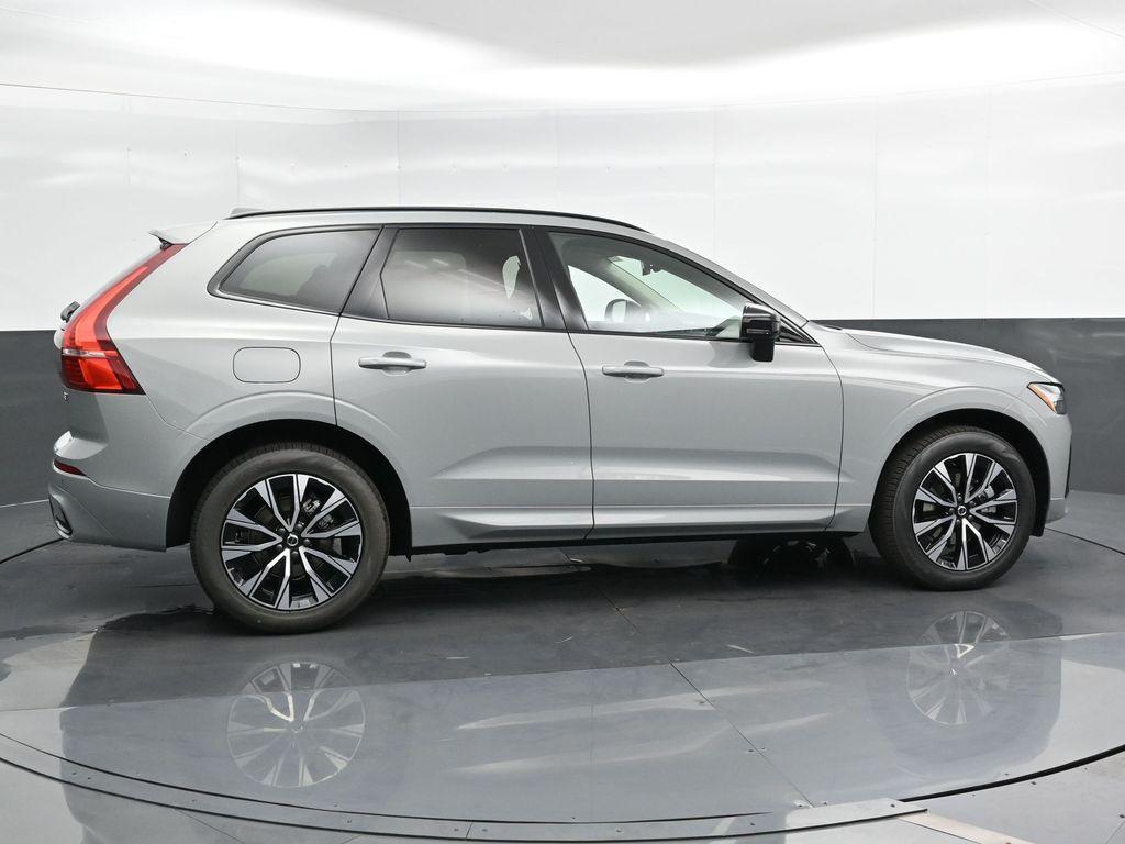 new 2025 Volvo XC60 car, priced at $49,535