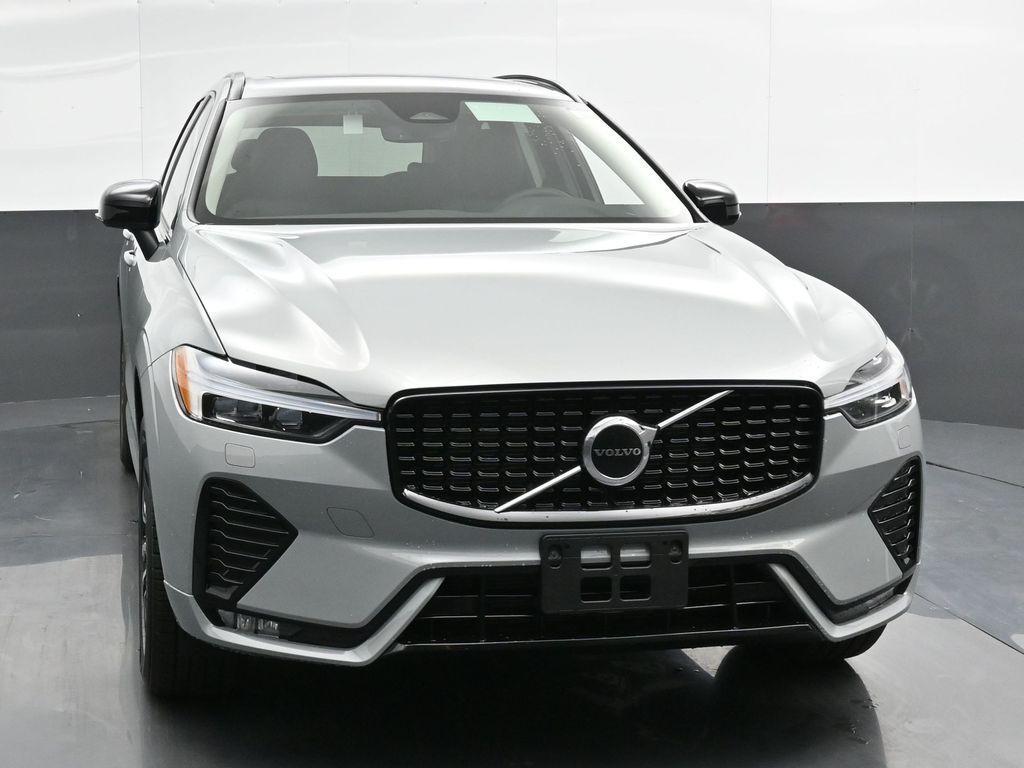 new 2025 Volvo XC60 car, priced at $49,535