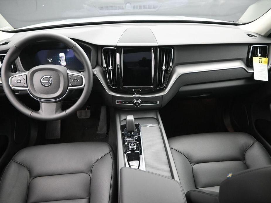 new 2025 Volvo XC60 car, priced at $49,535