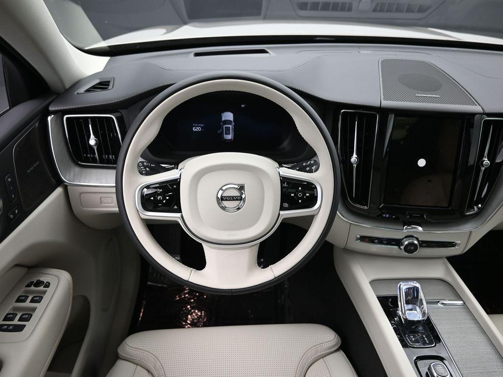 new 2025 Volvo XC60 car, priced at $60,660