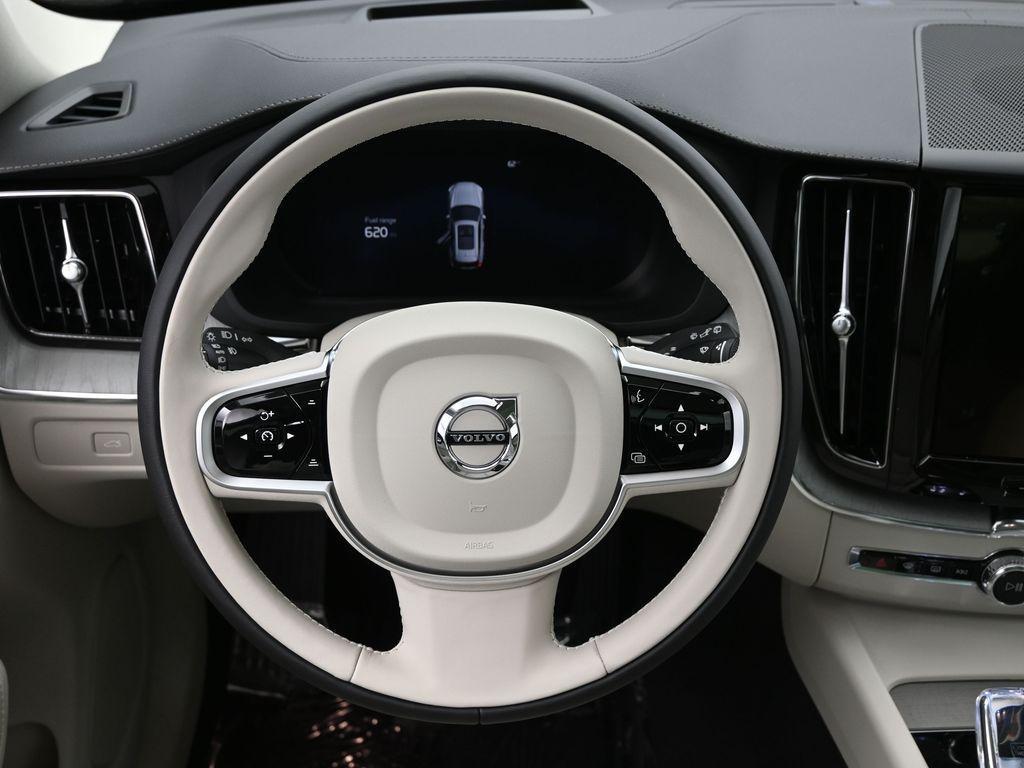 new 2025 Volvo XC60 car, priced at $60,660