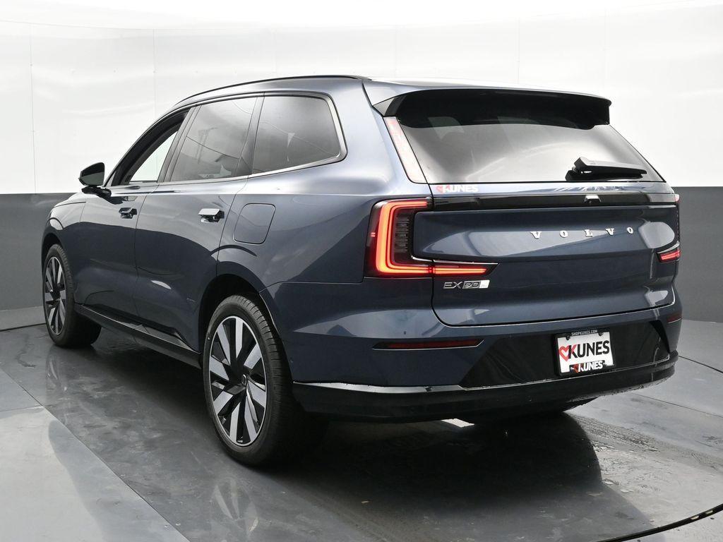 new 2025 Volvo EX90 car, priced at $90,200