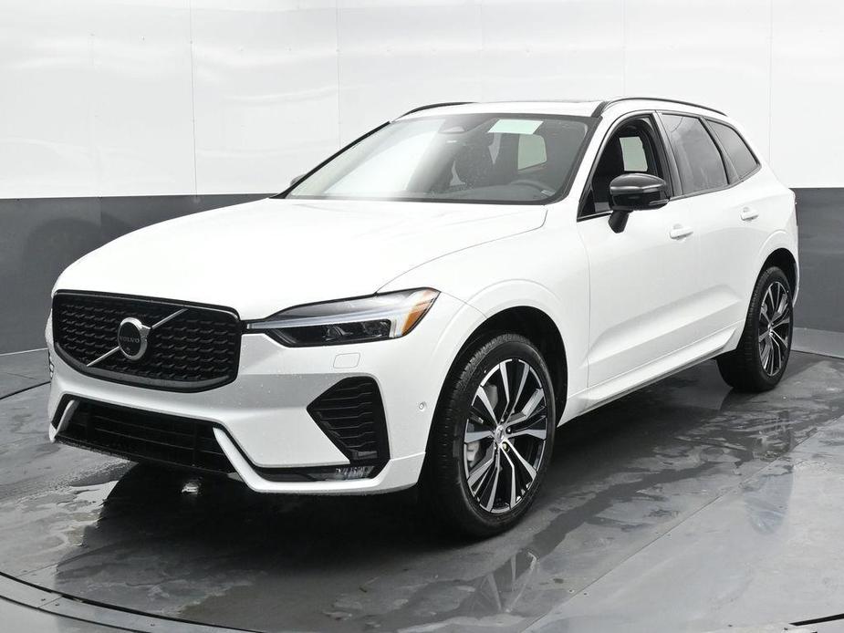 new 2025 Volvo XC60 car, priced at $54,525