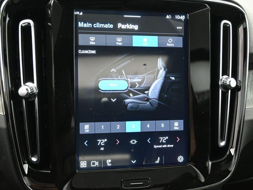 new 2025 Volvo XC40 car, priced at $51,565