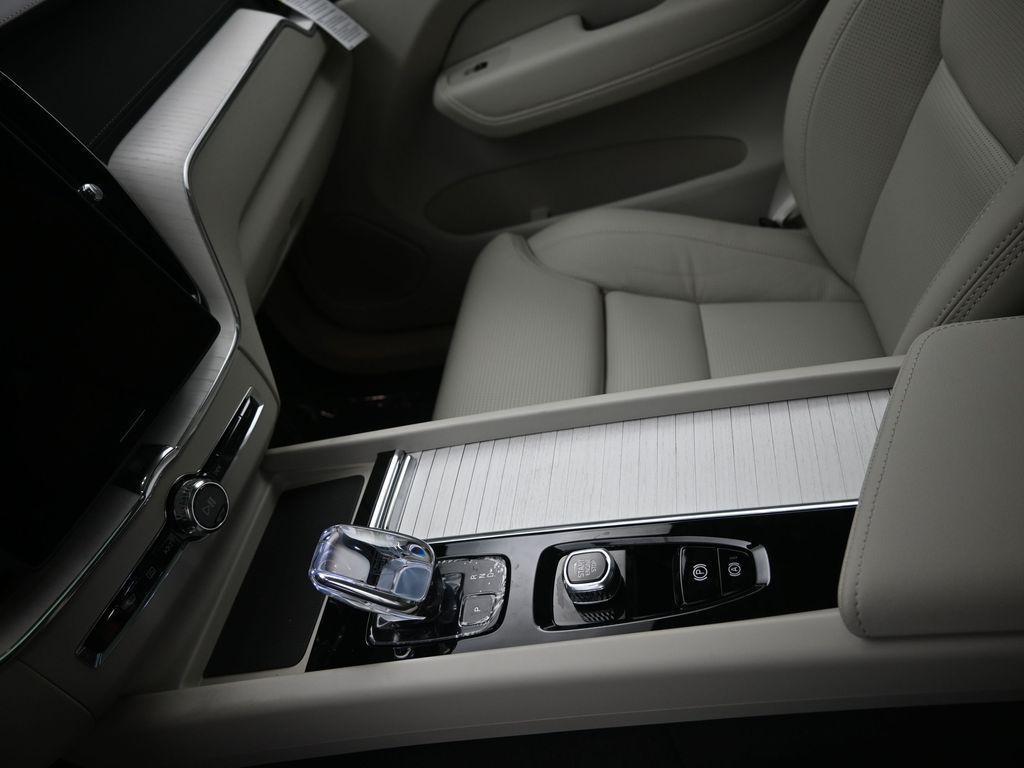 new 2026 Volvo XC60 car