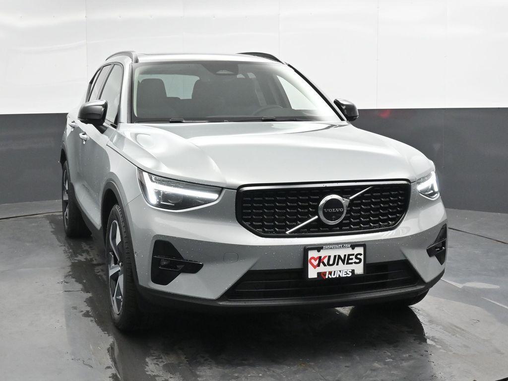 new 2026 Volvo XC40 car, priced at $48,150