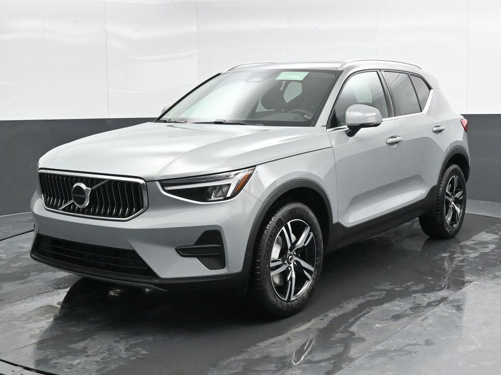 new 2025 Volvo XC40 car, priced at $43,500