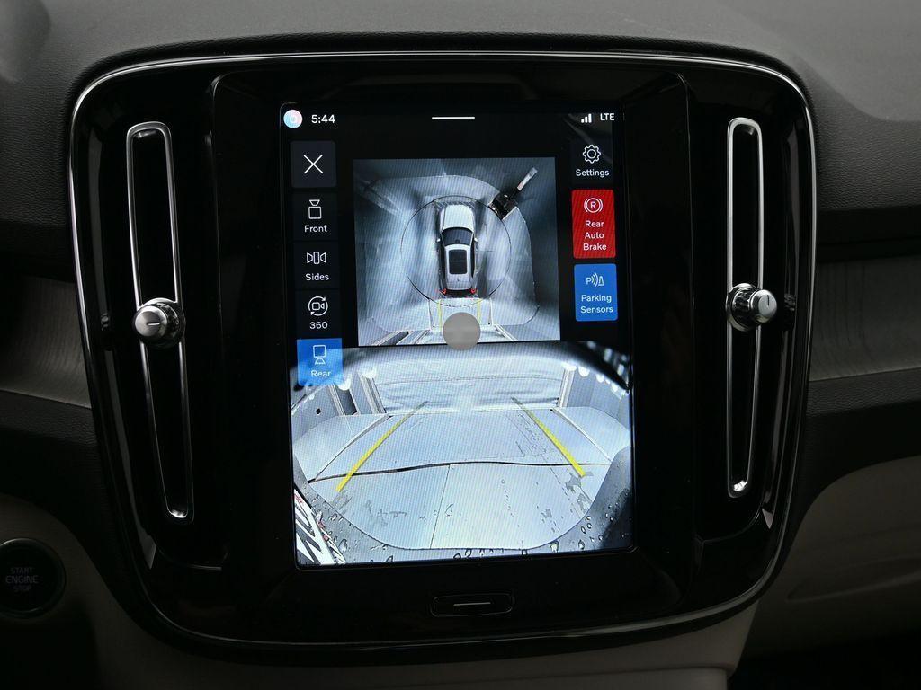 new 2026 Volvo XC40 car, priced at $51,975