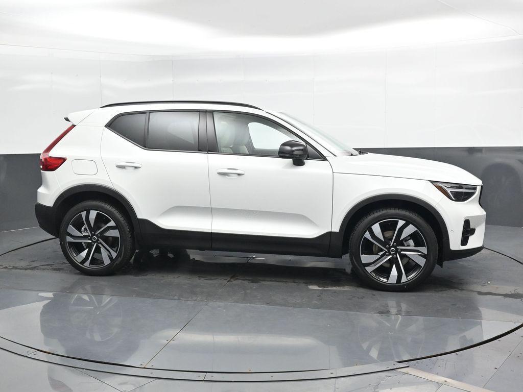 new 2026 Volvo XC40 car, priced at $51,975