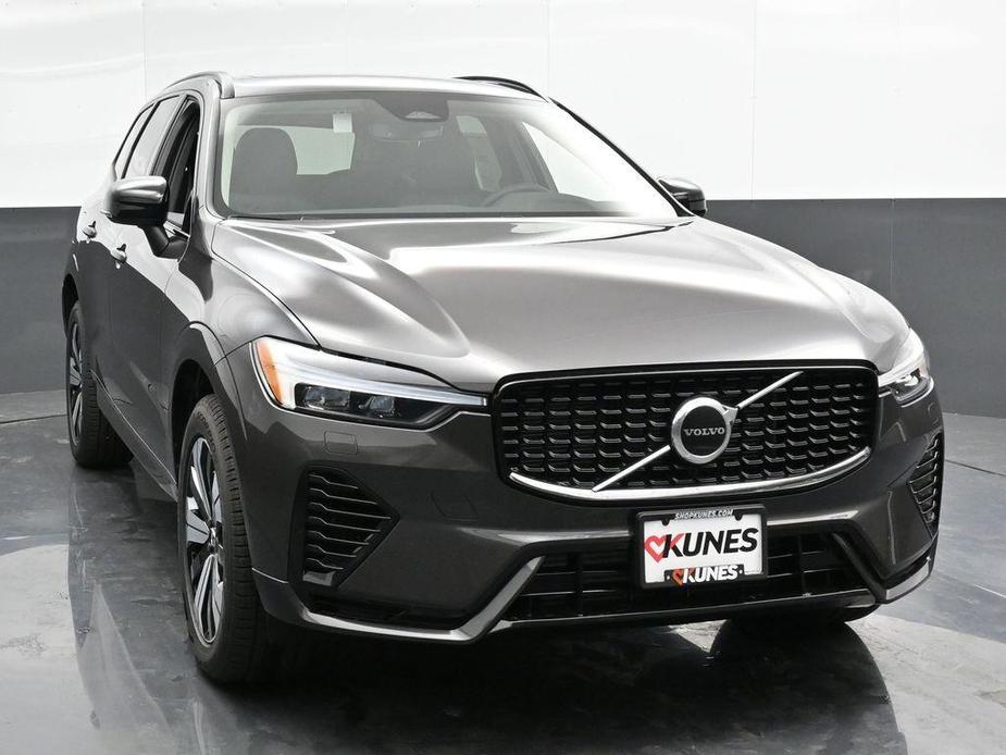 new 2025 Volvo XC60 Plug-In Hybrid car, priced at $60,575