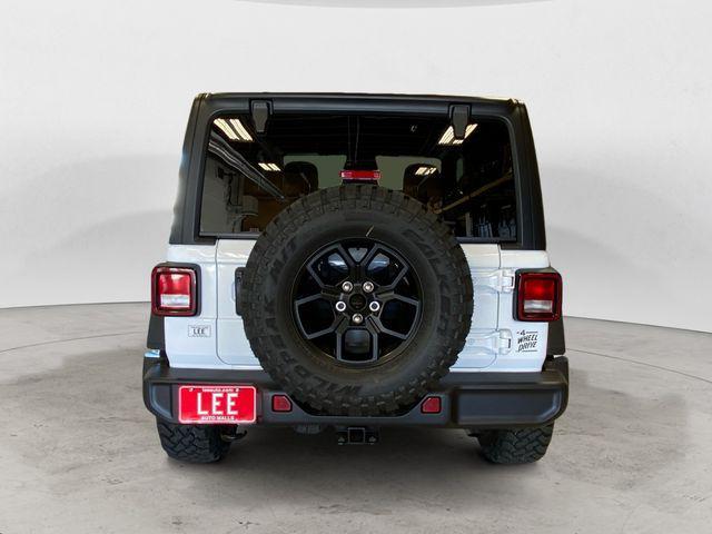 new 2026 Jeep Wrangler car, priced at $46,194