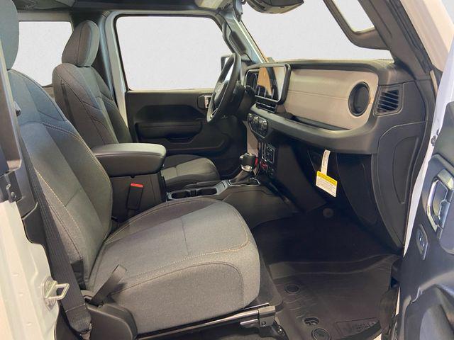 new 2026 Jeep Wrangler car, priced at $46,194