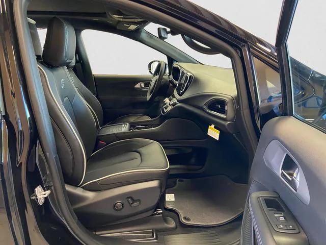 new 2026 Chrysler Pacifica car, priced at $57,005