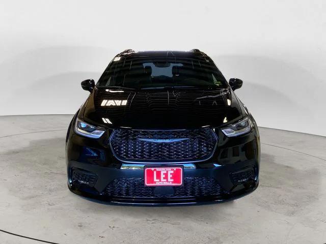 new 2026 Chrysler Pacifica car, priced at $57,005