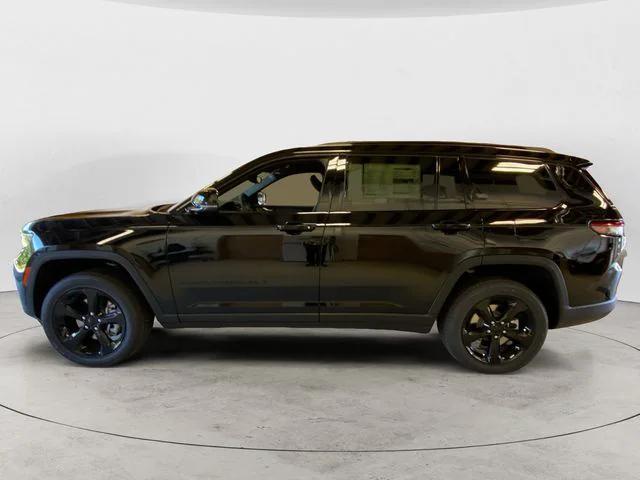 new 2024 Jeep Grand Cherokee L car, priced at $48,684