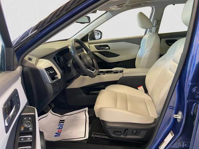 used 2023 Nissan Rogue car, priced at $30,999